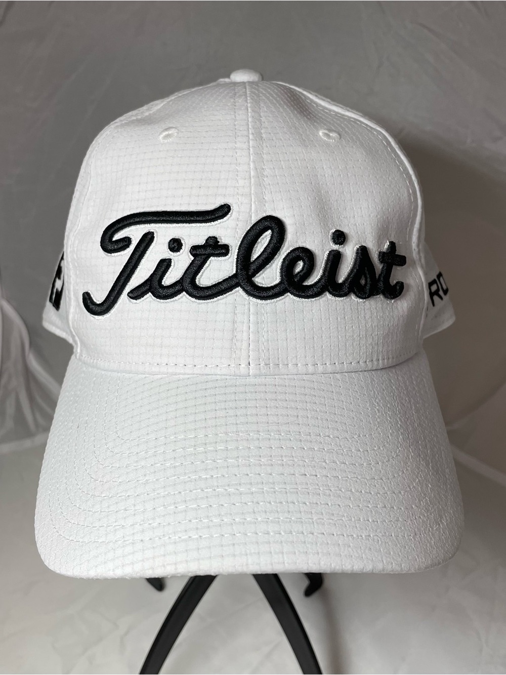 Titleist FJ Pro VI White Hat with Black Script Logo